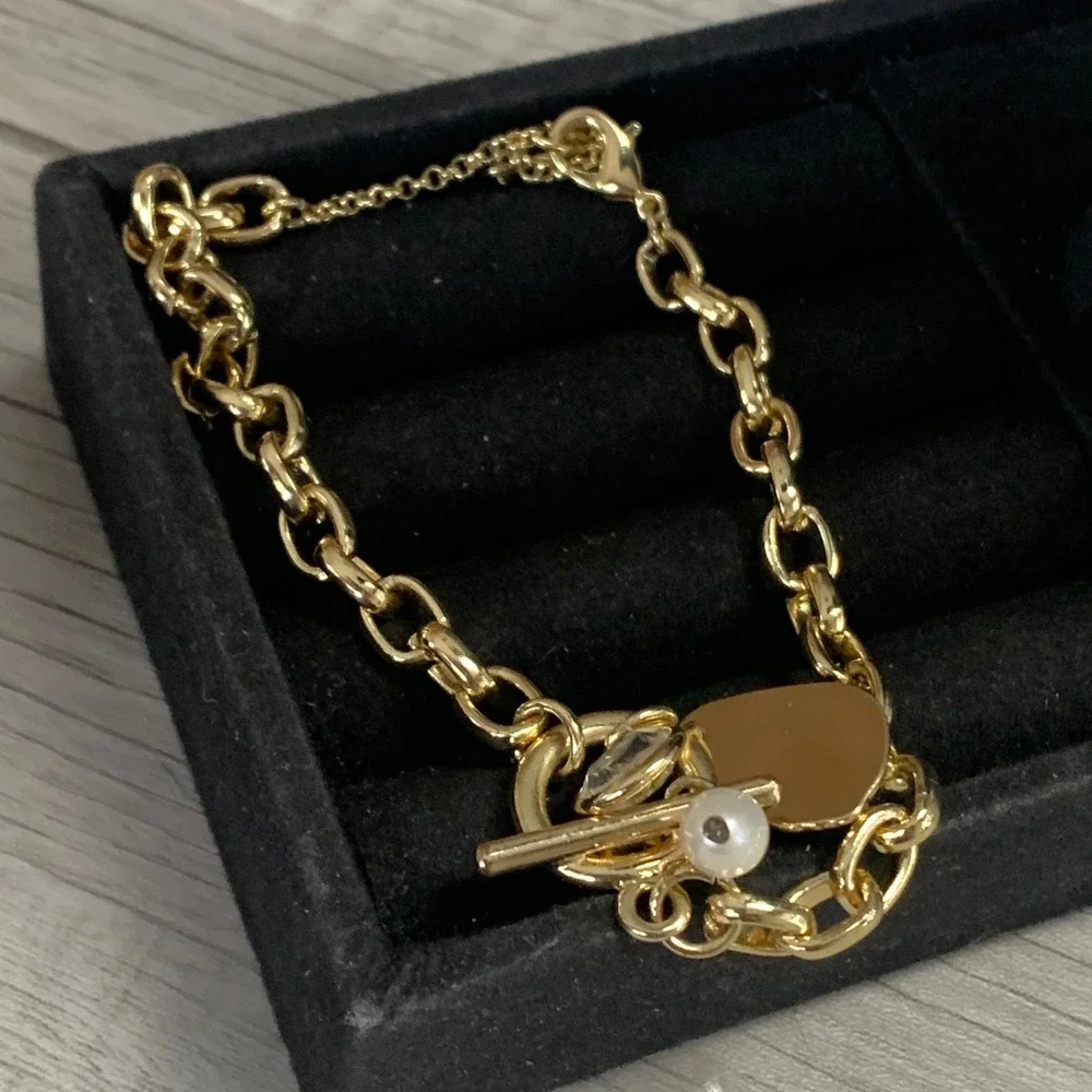 LOFT Gold Tone Toggle Chain Bracelet Pearl Crystal Heart Charm 8-8.5 Inch